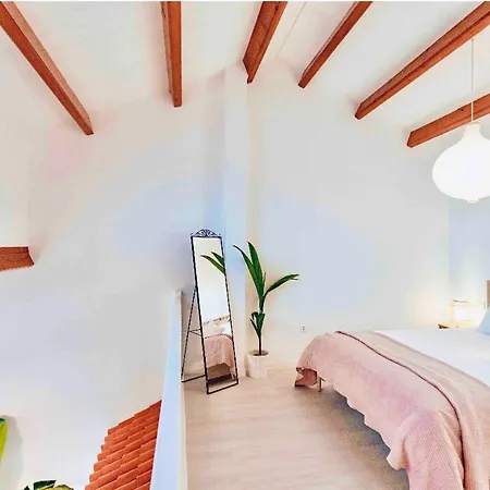 Unique Loft Holiday home *